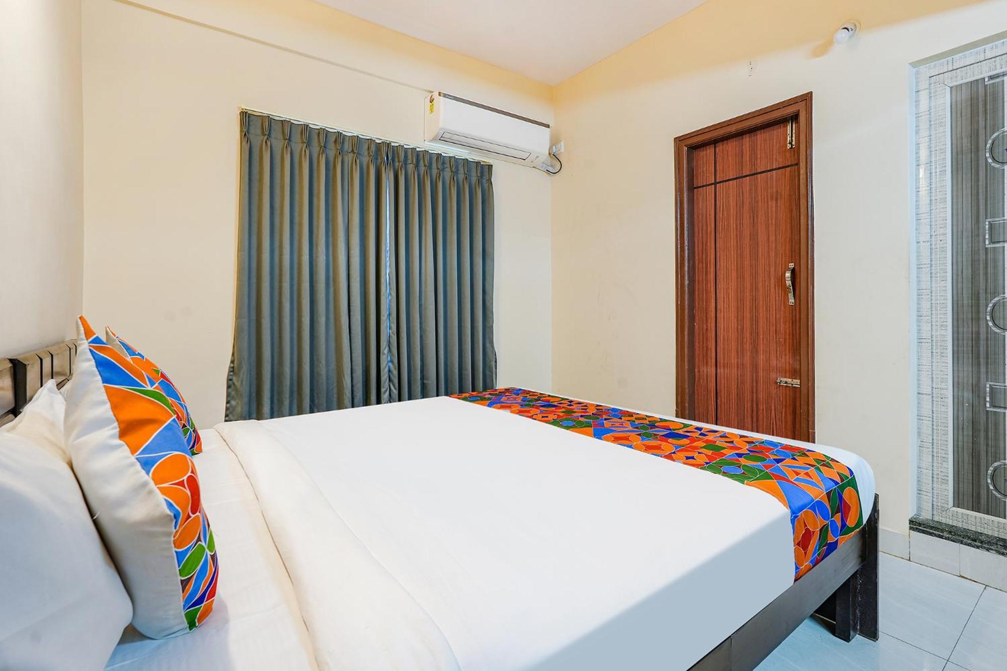 Fabhotel Crystal Suites Bangalore Exterior foto